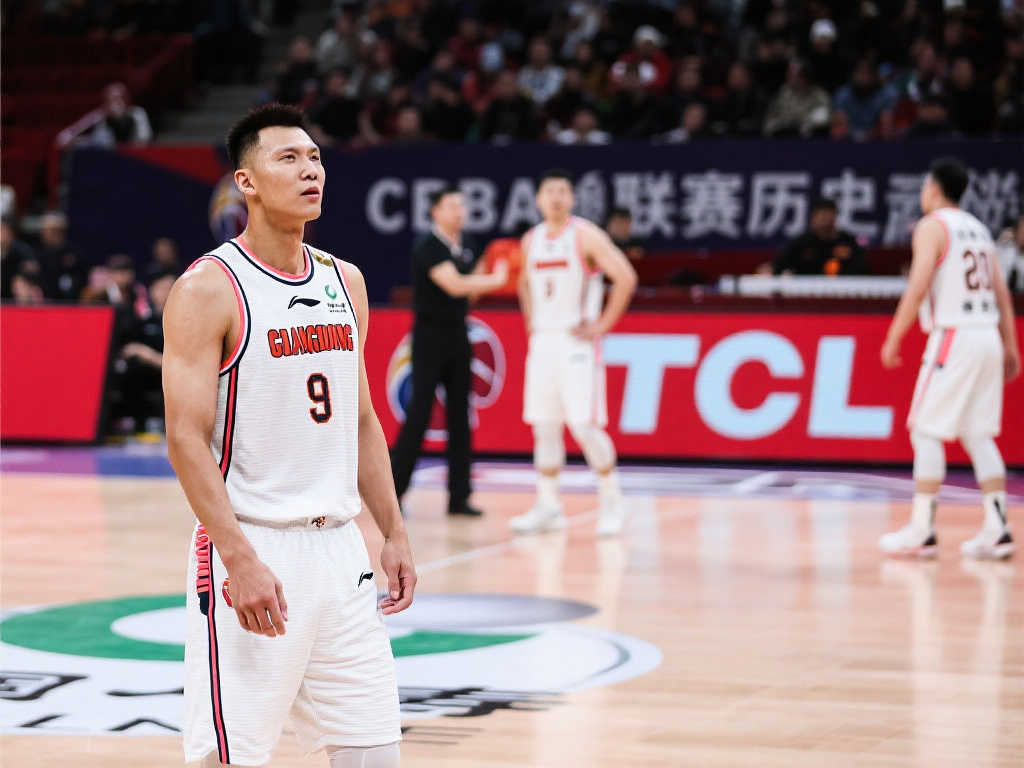 寿等球员形 寿等球员形