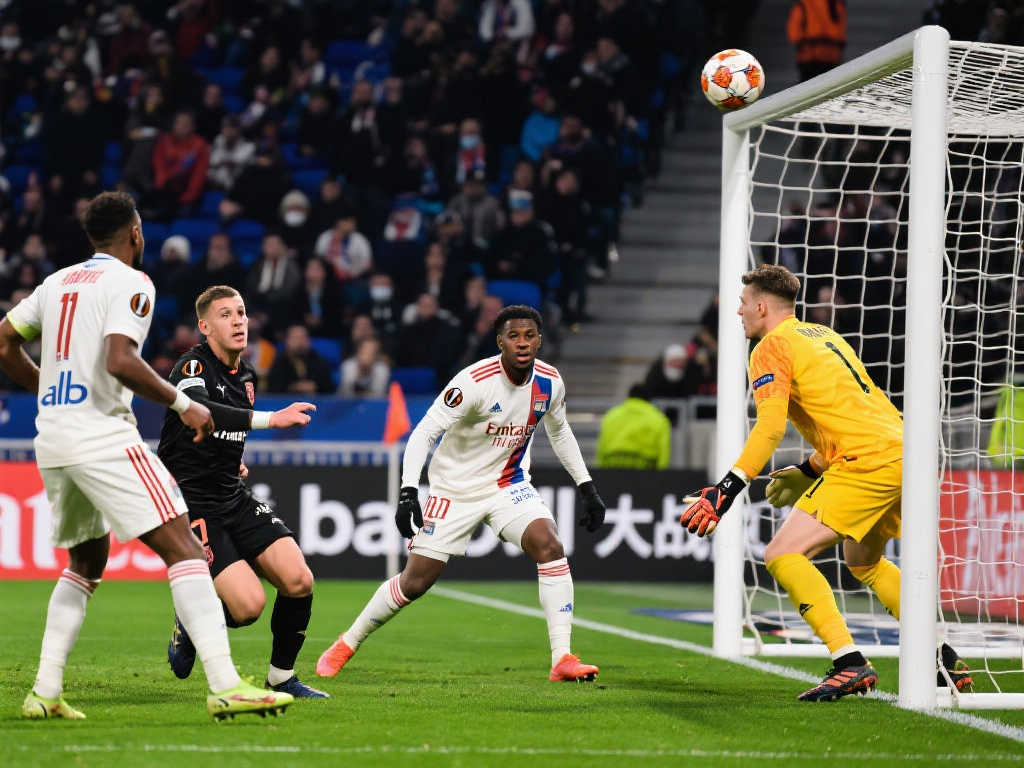 這項賽事以 這項賽事以